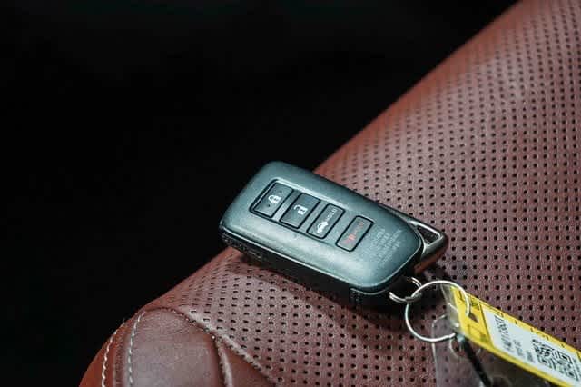 Thumbnail: 2015 Lexus GS - 28