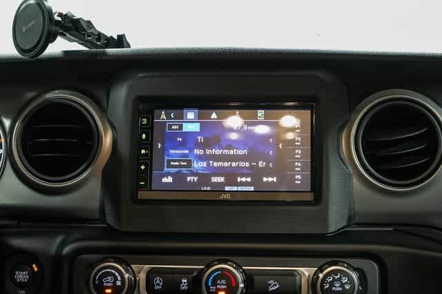 Thumbnail: 2019 Jeep Wrangler - 15