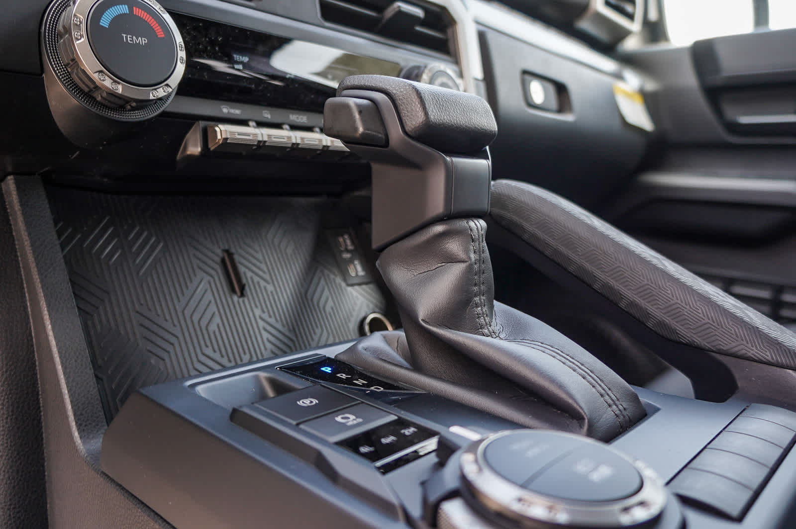 Thumbnail: 2025 Toyota Tacoma - 24