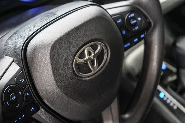 2020 Toyota Corolla LE 20