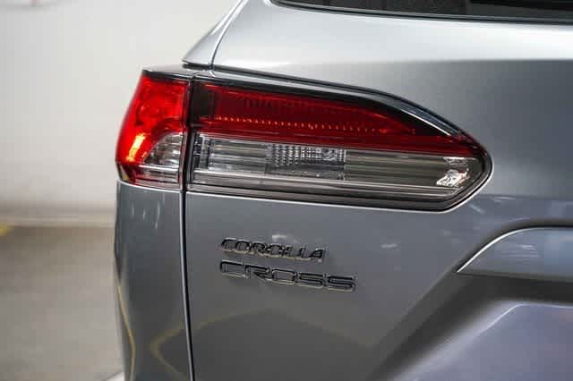Thumbnail: 2023 Toyota Corolla Cross - 12