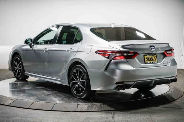 Thumbnail: 2022 Toyota Camry - 3