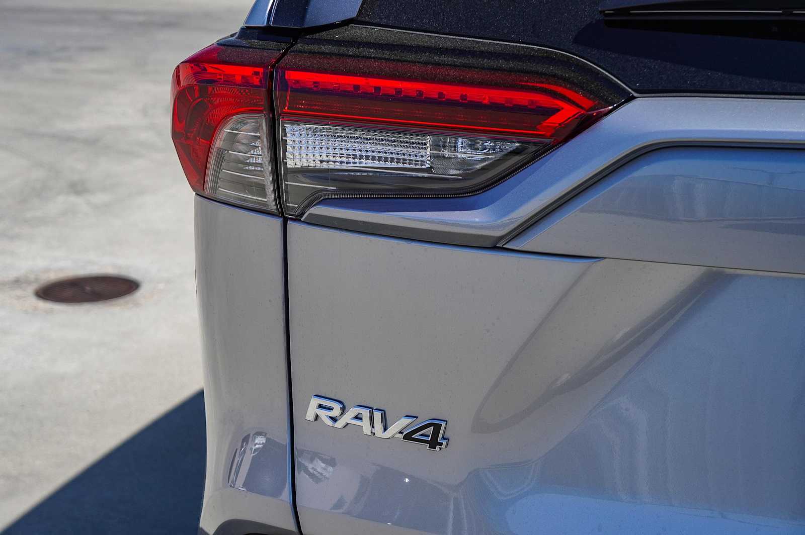 Thumbnail: 2025 Toyota RAV4 - 12