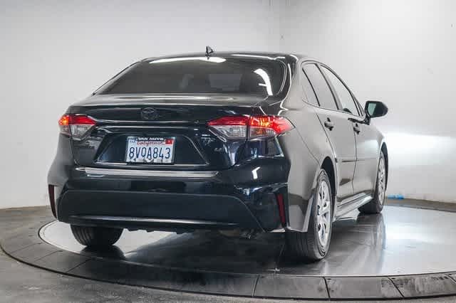 Thumbnail: 2021 Toyota Corolla - 4