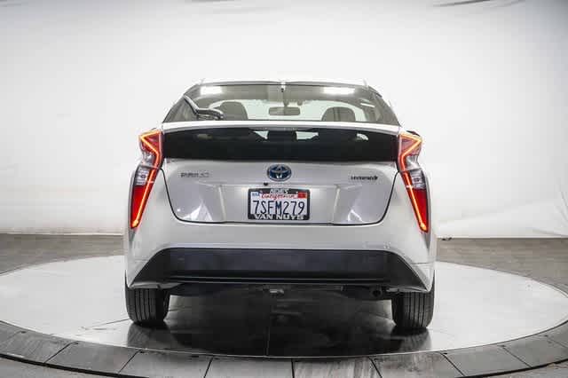 Thumbnail: 2016 Toyota Prius - 11