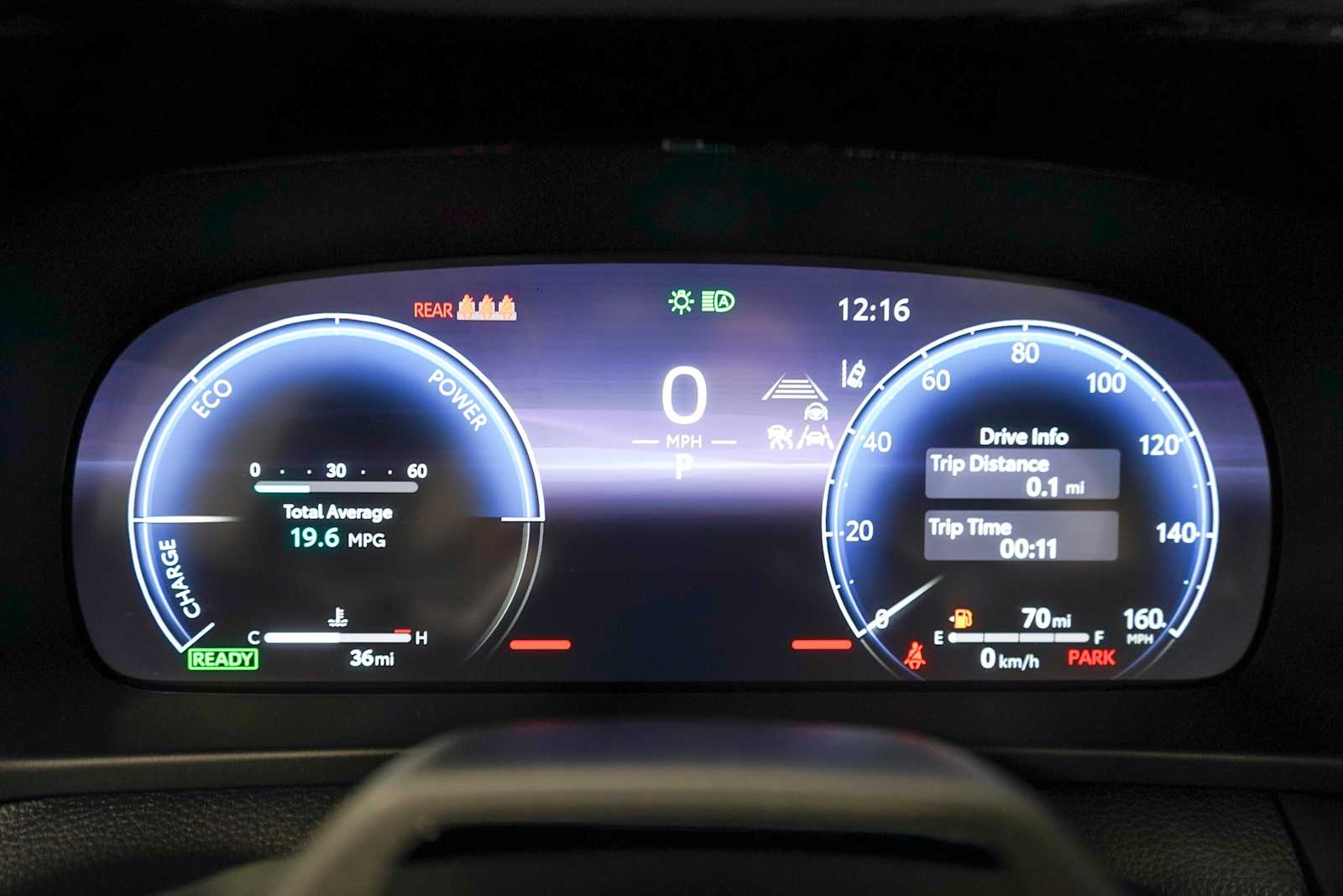 Thumbnail: 2025 Toyota Crown Signia - 21