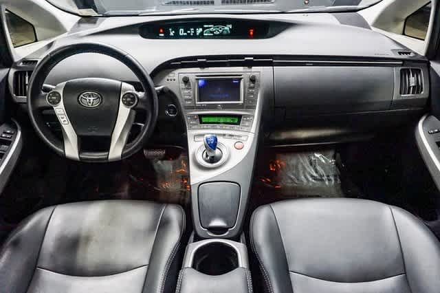 Thumbnail: 2015 Toyota Prius - 14