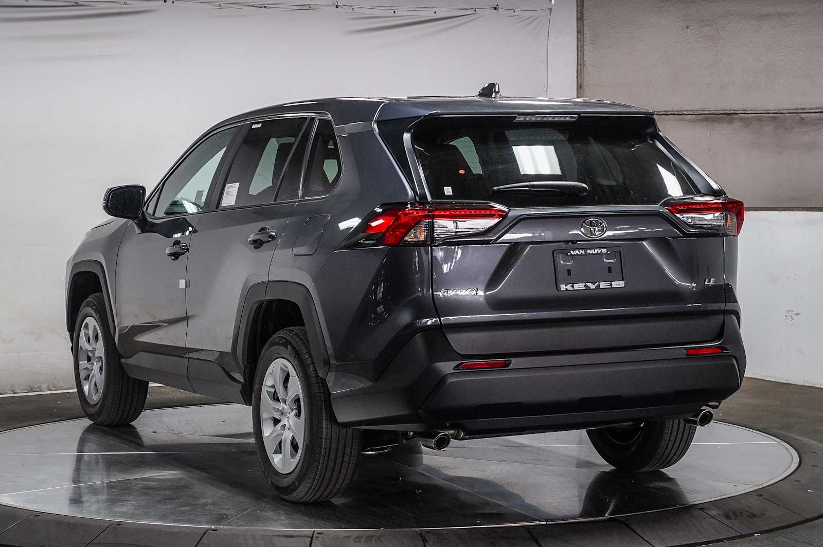 Thumbnail: 2025 Toyota RAV4 - 6