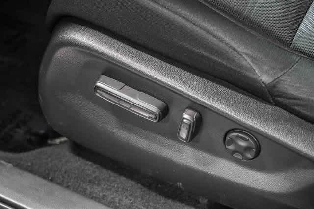 Thumbnail: 2022 Honda CR-V - 23