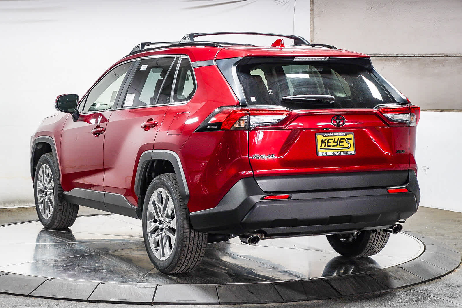 Thumbnail: 2025 Toyota RAV4 - 6