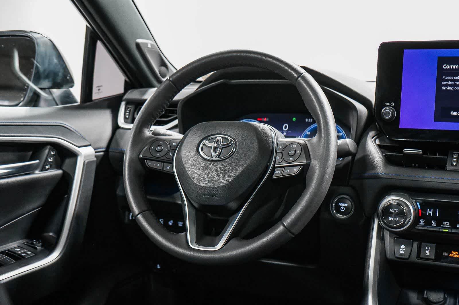 Thumbnail: 2023 Toyota RAV4 - 15