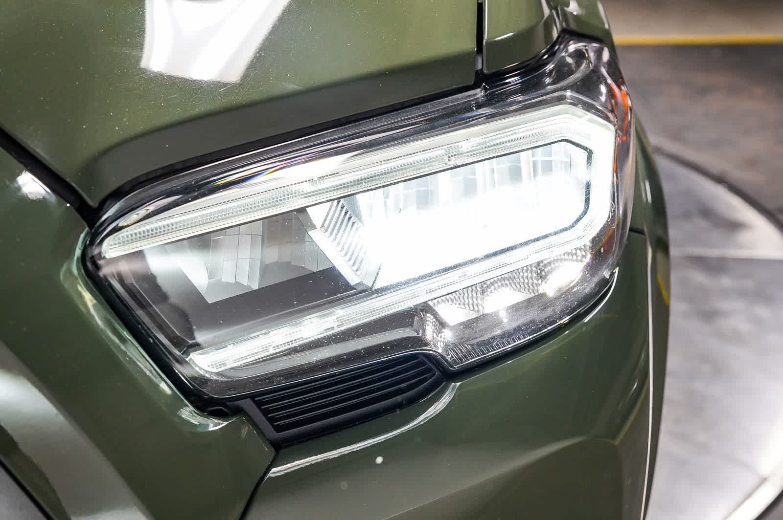 Thumbnail: 2021 Toyota Tacoma - 8
