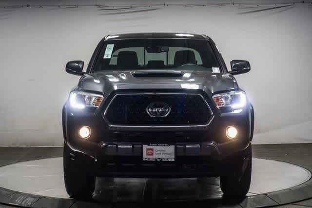 Thumbnail: 2018 Toyota Tacoma - 7