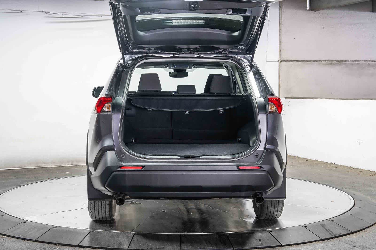 Thumbnail: 2024 Toyota RAV4 - 26