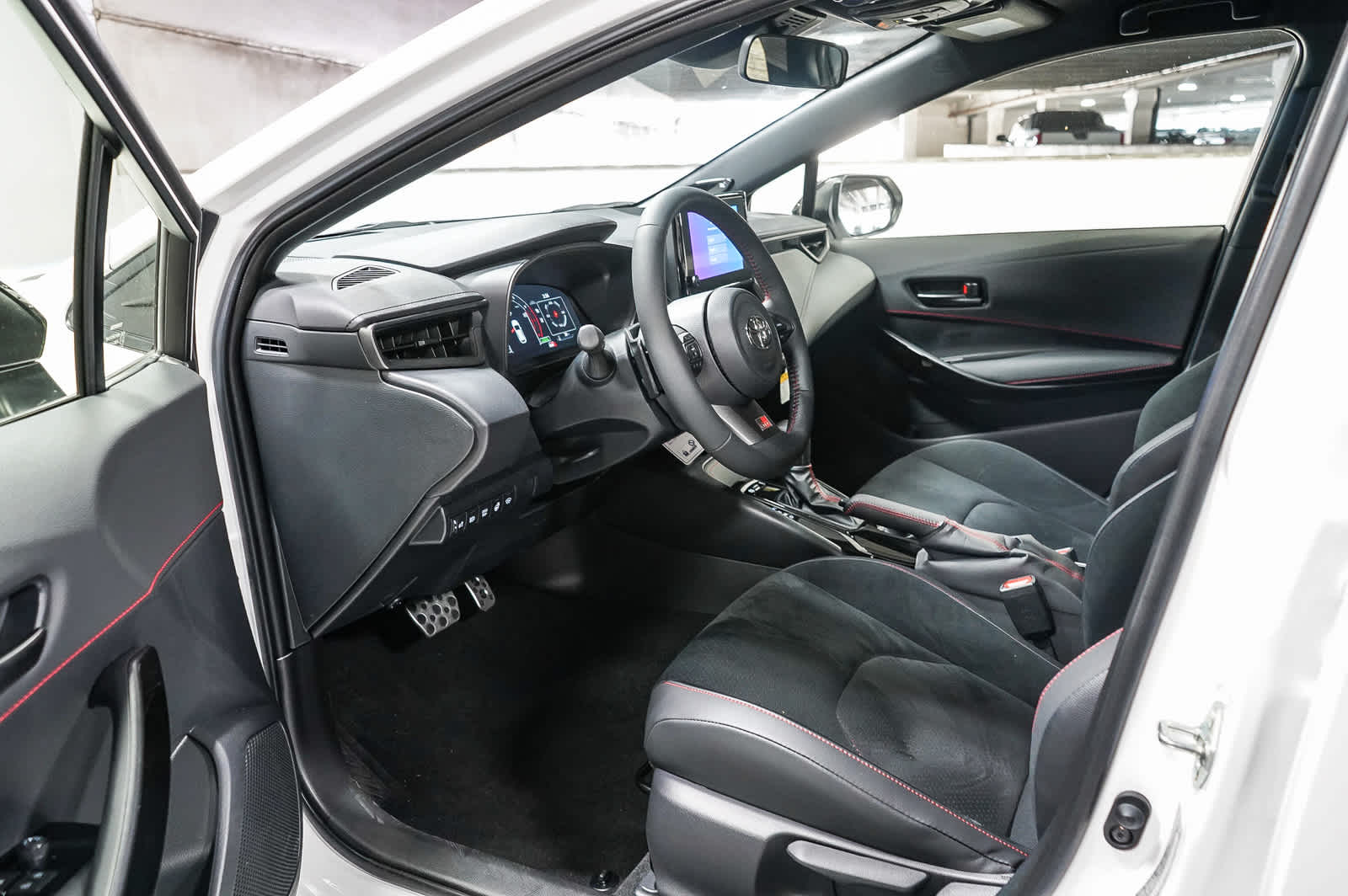 2025 Toyota GR Corolla Premium 19