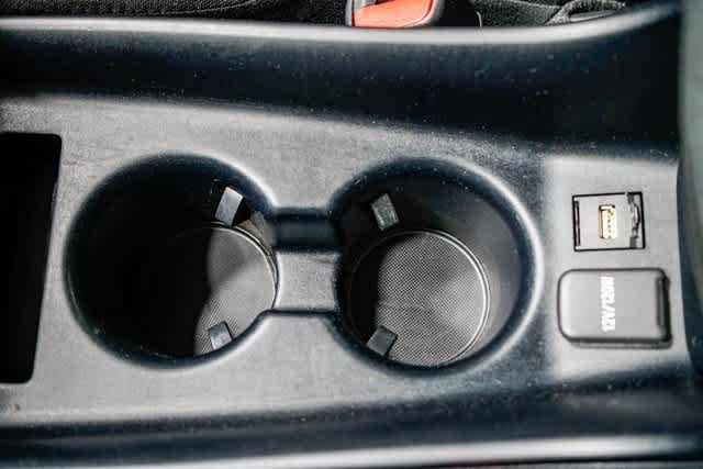 Thumbnail: 2021 Toyota Prius - 21