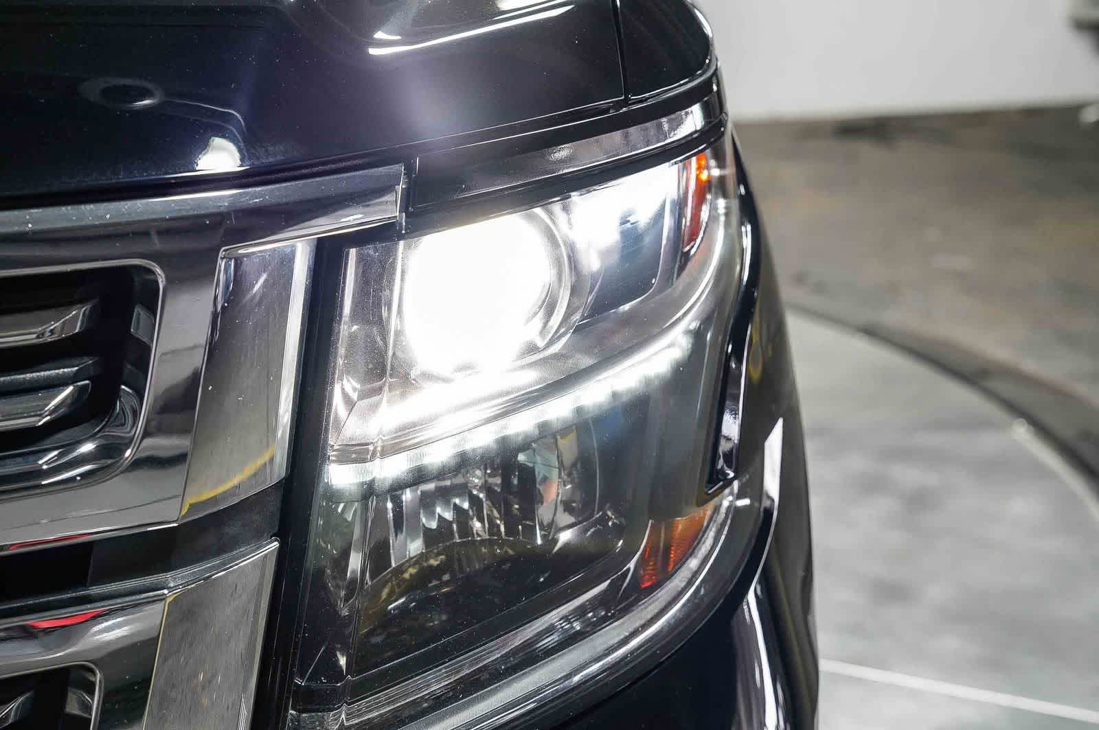 Thumbnail: 2018 Chevrolet Suburban - 7