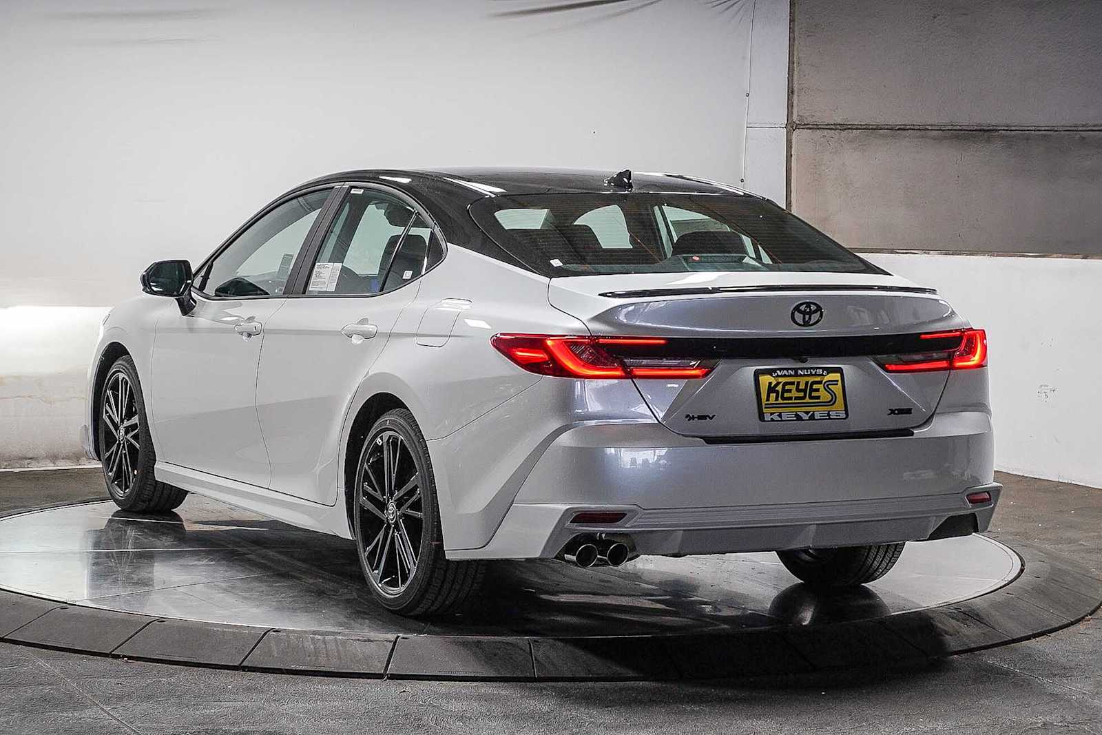 Thumbnail: 2026 Toyota Camry - 6