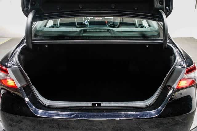 Thumbnail: 2023 Toyota Camry - 26