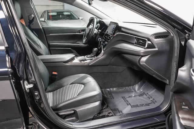 Thumbnail: 2023 Toyota Camry - 17