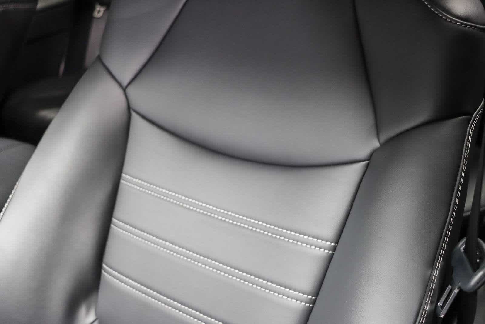 Thumbnail: 2025 Toyota RAV4 - 29