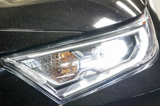 2021 Toyota RAV4 XLE 8