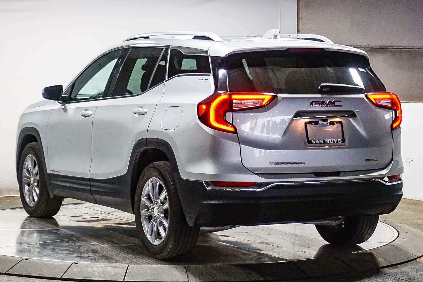 Thumbnail: 2022 GMC Terrain - 8