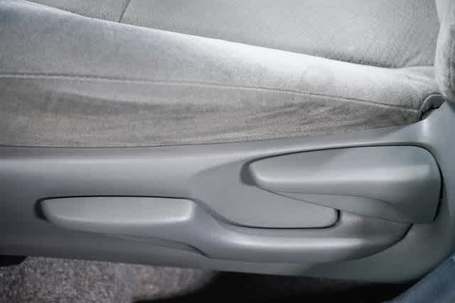 Thumbnail: 2015 Toyota Prius - 20