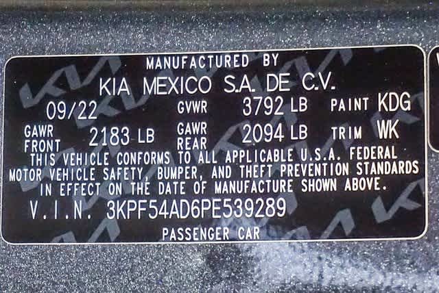 Thumbnail: 2023 Kia Forte - 30