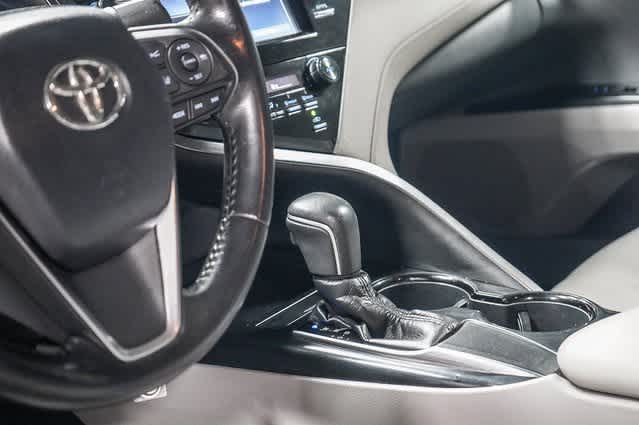 Thumbnail: 2018 Toyota Camry - 24