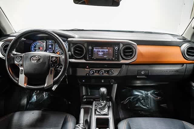 2019 Toyota Tacoma SR5 12