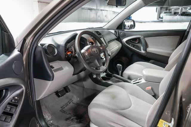 Thumbnail: 2012 Toyota RAV4 - 18