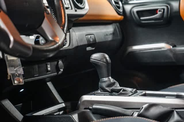 2019 Toyota Tacoma SR5 23