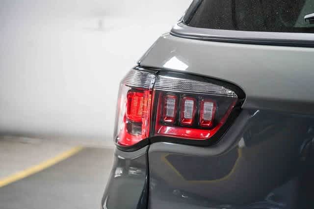 Thumbnail: 2020 Jeep Compass - 11