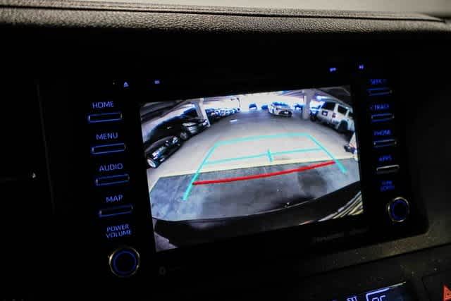 Thumbnail: 2020 Toyota Sienna - 24