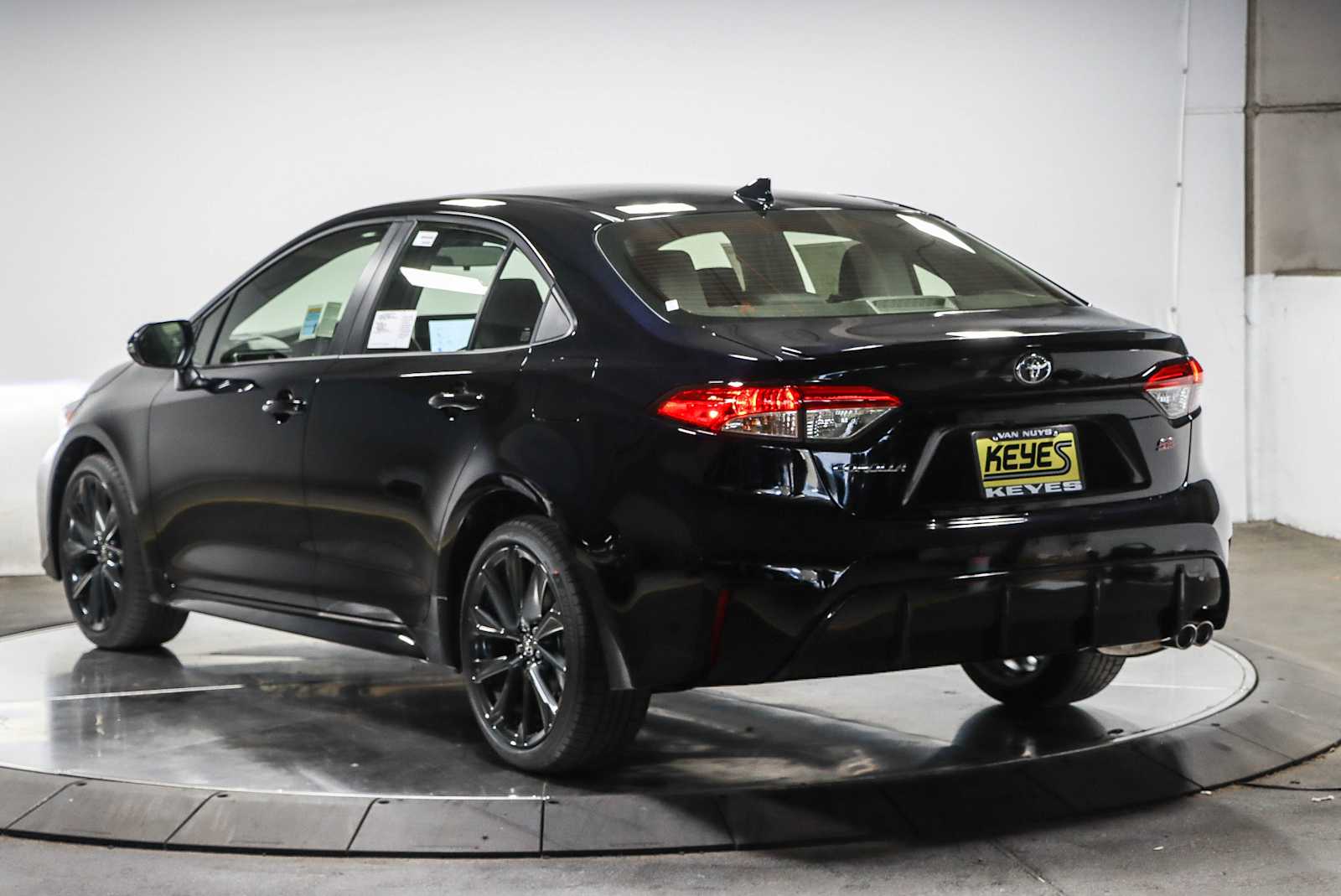 2025 Toyota Corolla SE 2