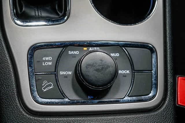 Thumbnail: 2021 Jeep Grand Cherokee - 23