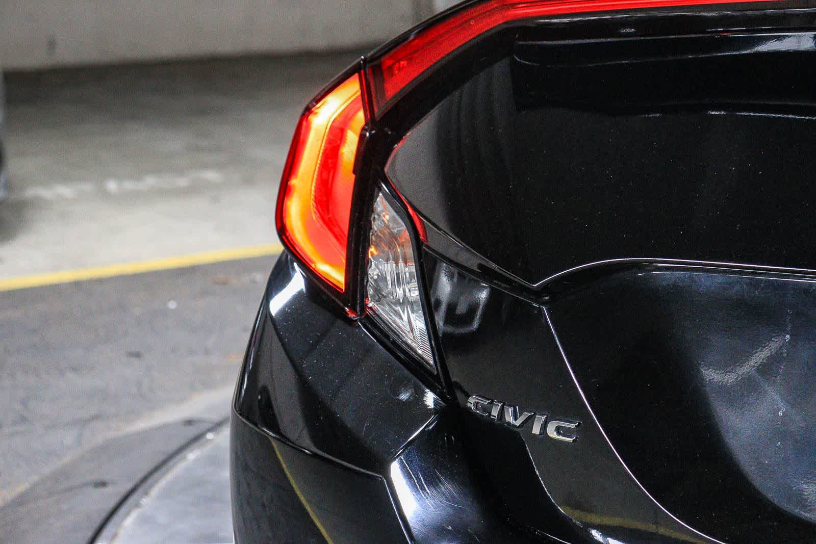 Thumbnail: 2019 Honda Civic - 11