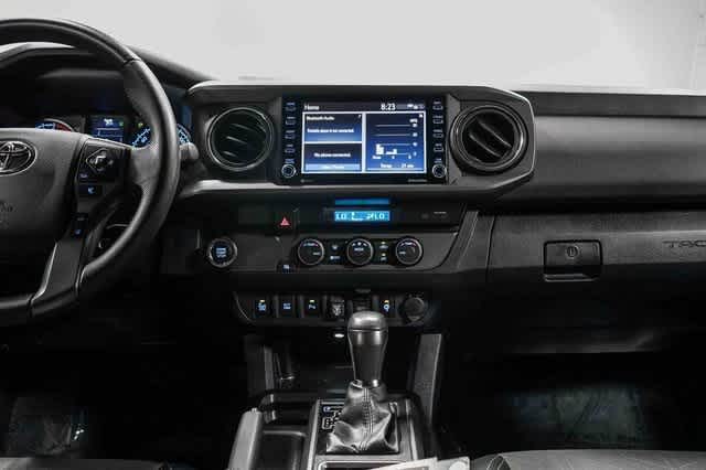 Thumbnail: 2022 Toyota Tacoma - 14