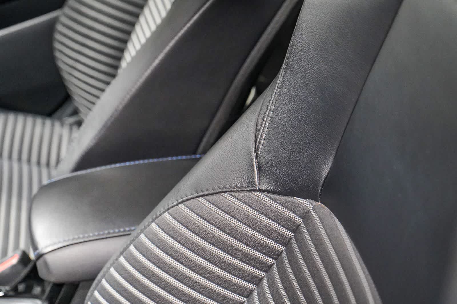 Thumbnail: 2021 Toyota Corolla - 17