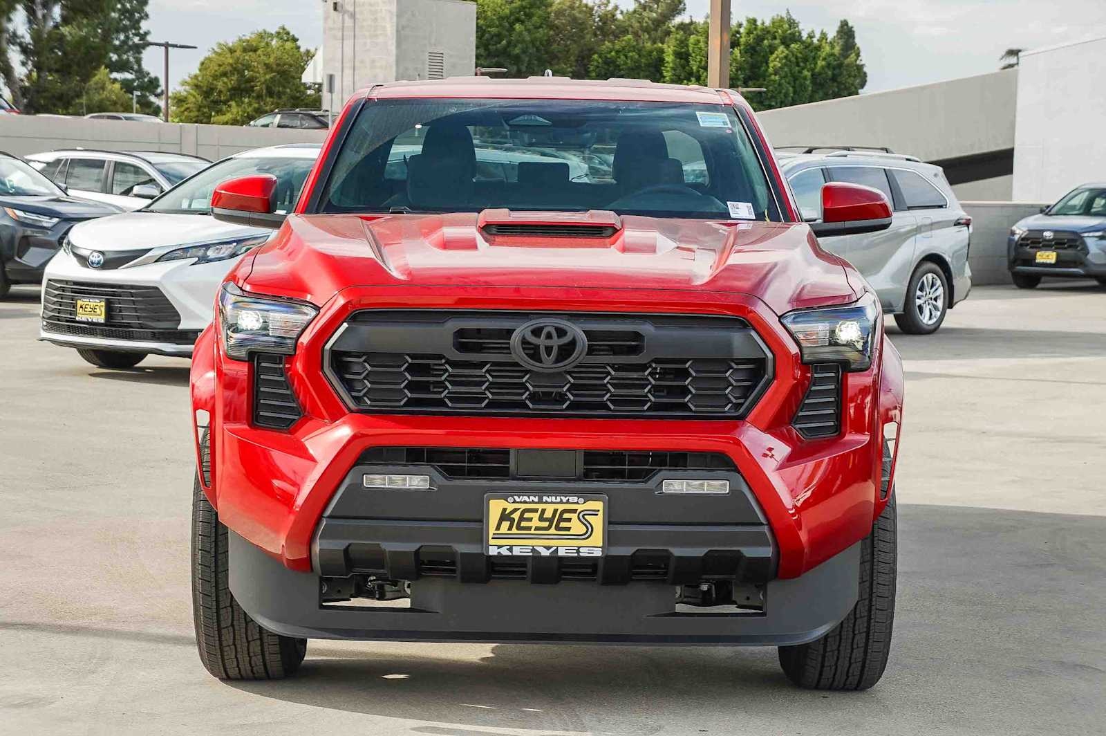 Thumbnail: 2025 Toyota Tacoma - 2