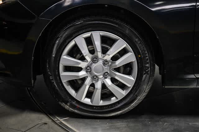 2016 Mazda Mazda3 i Sport 9