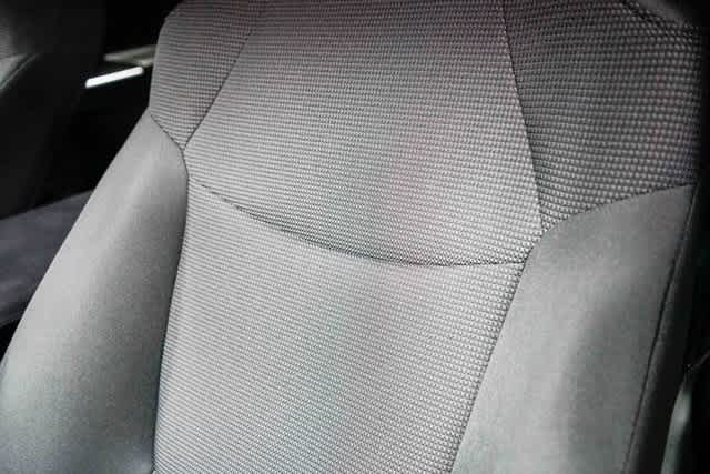 Thumbnail: 2021 Toyota RAV4 - 25