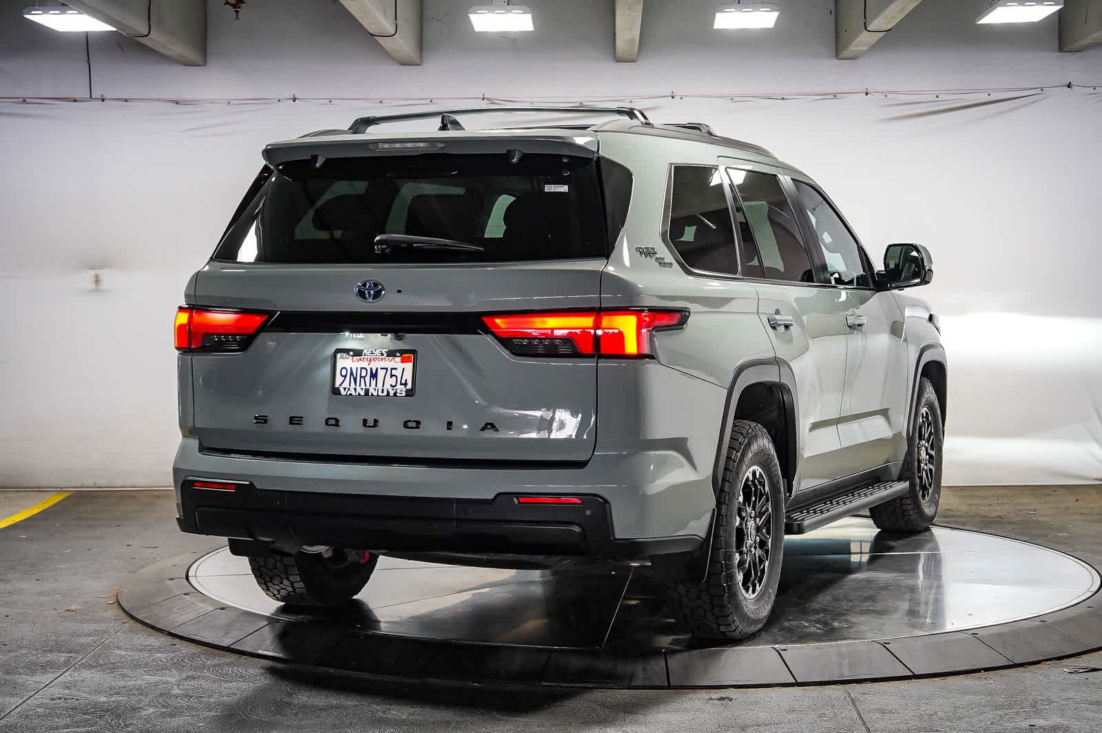 Thumbnail: 2024 Toyota Sequoia - 4