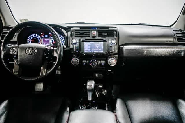 Thumbnail: 2019 Toyota 4Runner - 12