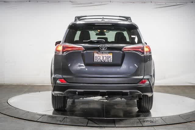 2018 Toyota RAV4 Adventure 4