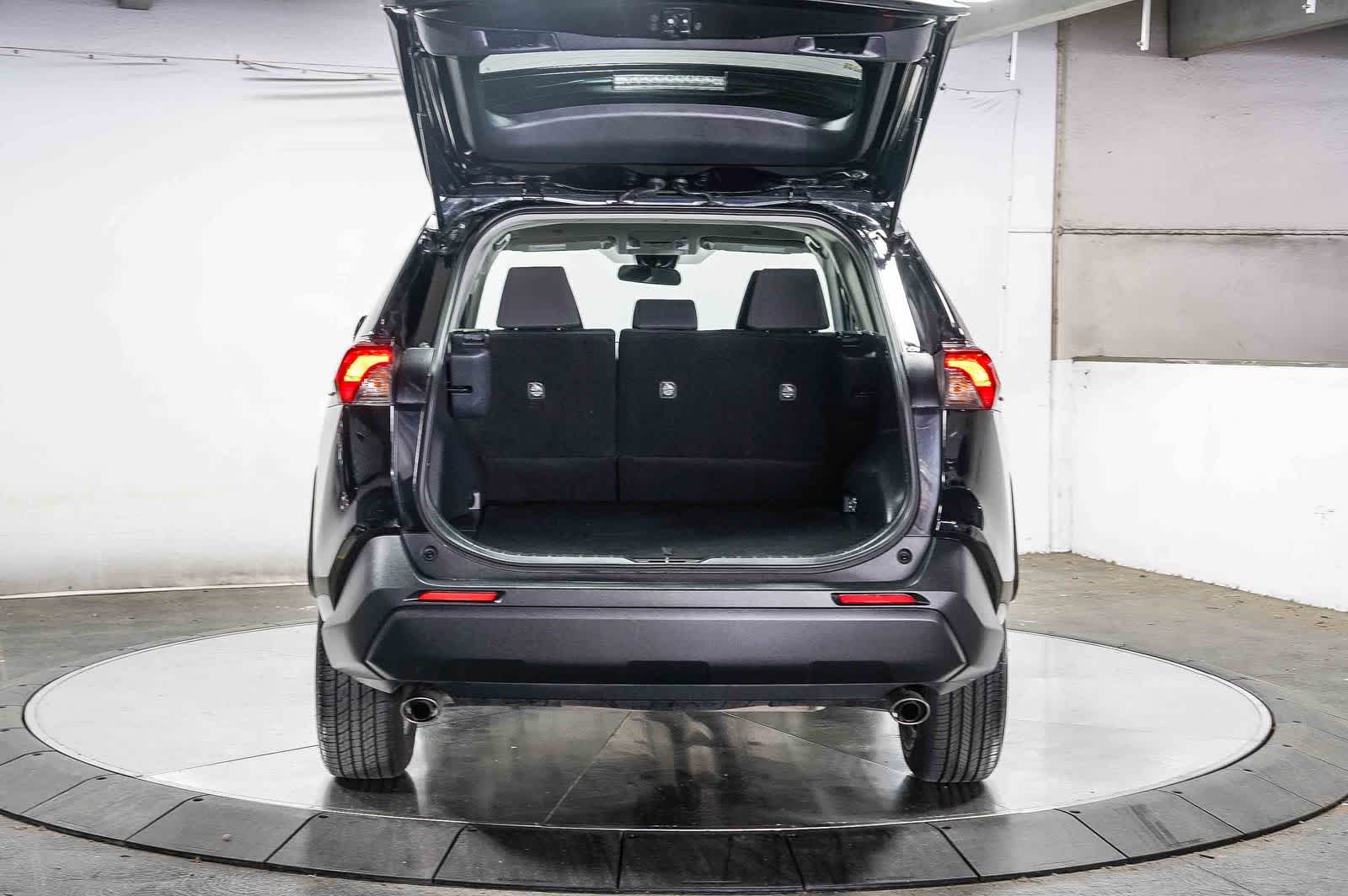 Thumbnail: 2024 Toyota RAV4 - 26