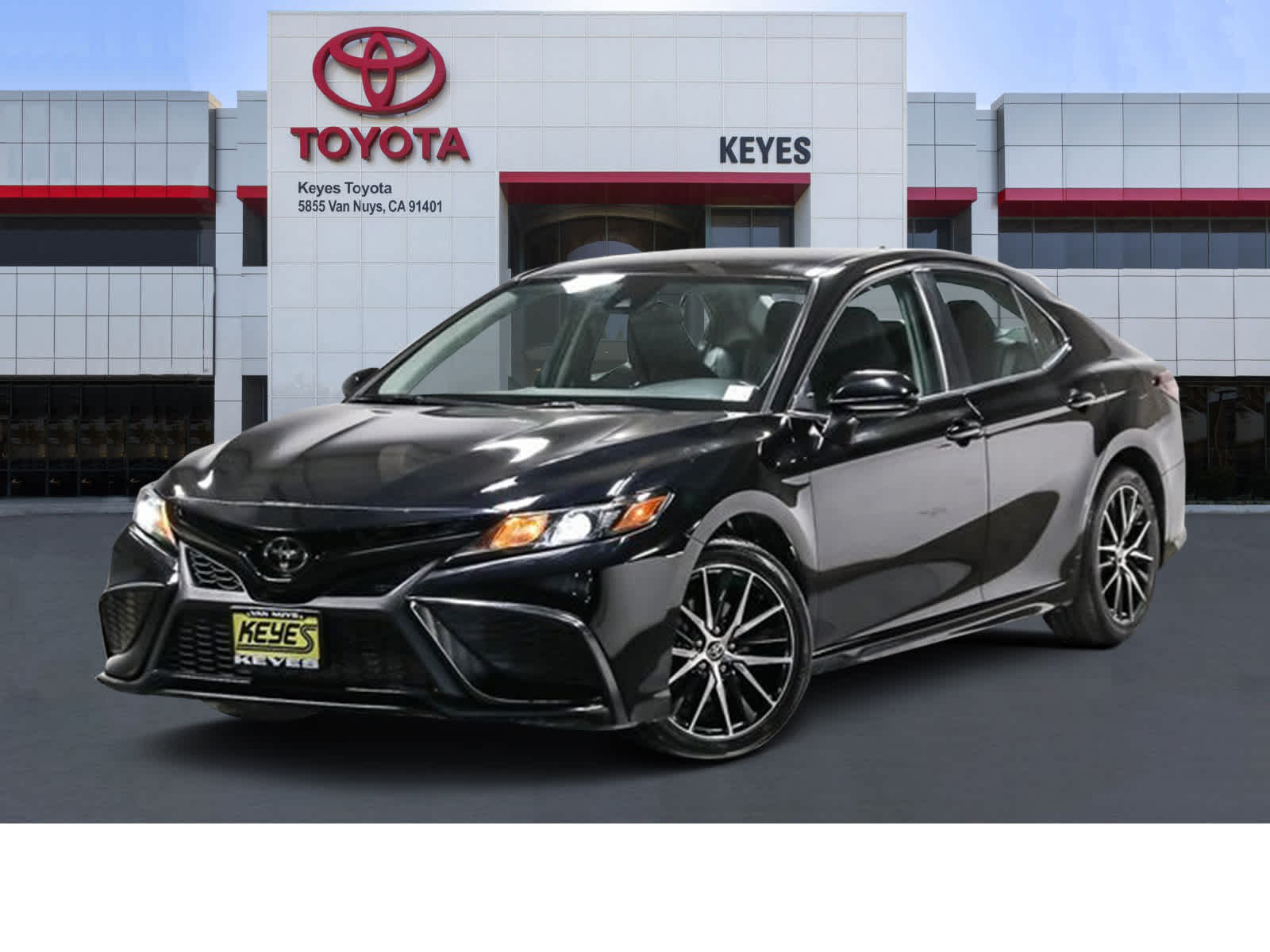 2021 Toyota Camry SE -
                Van Nuys, CA