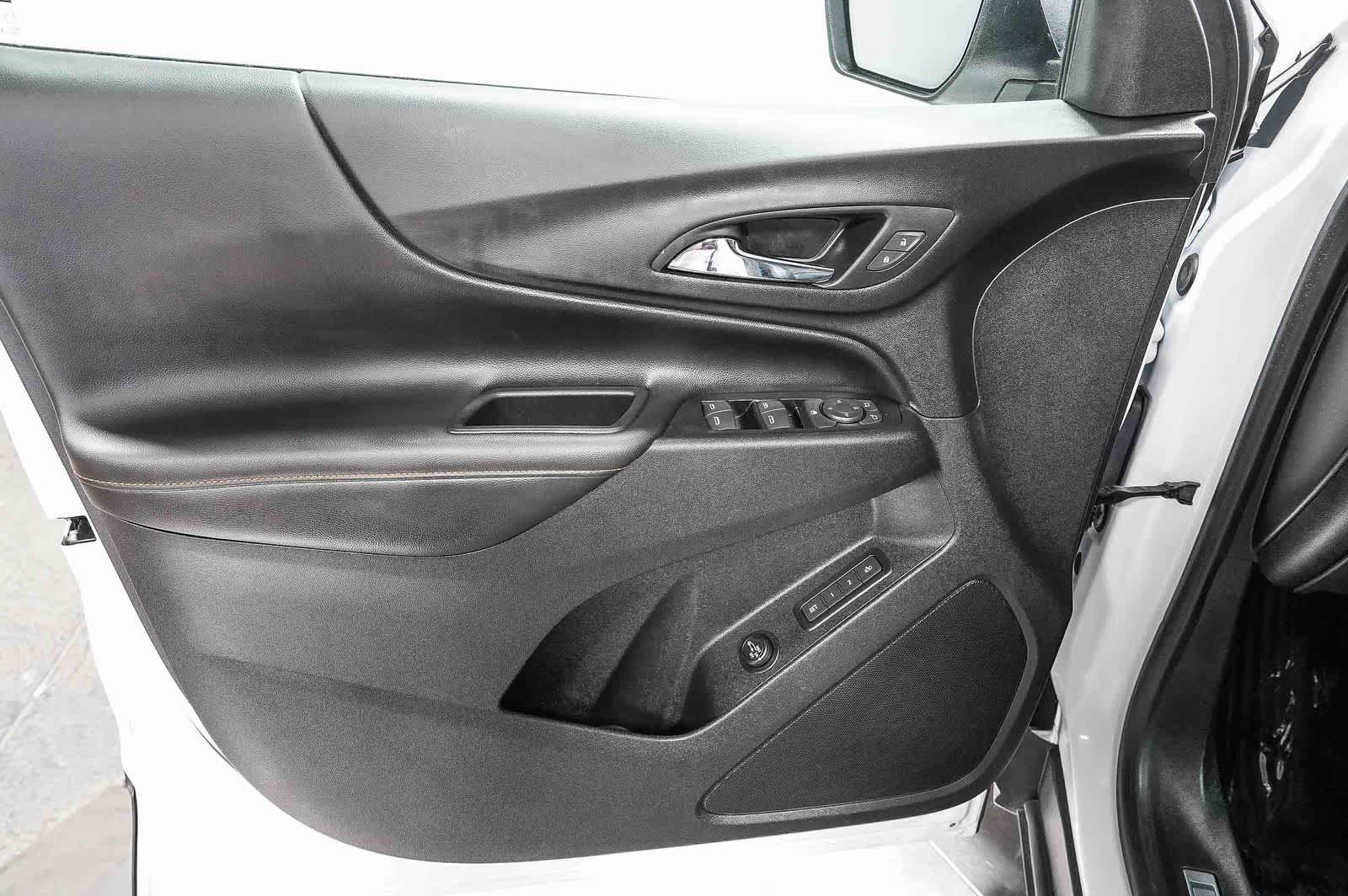 Thumbnail: 2019 Chevrolet Equinox - 21