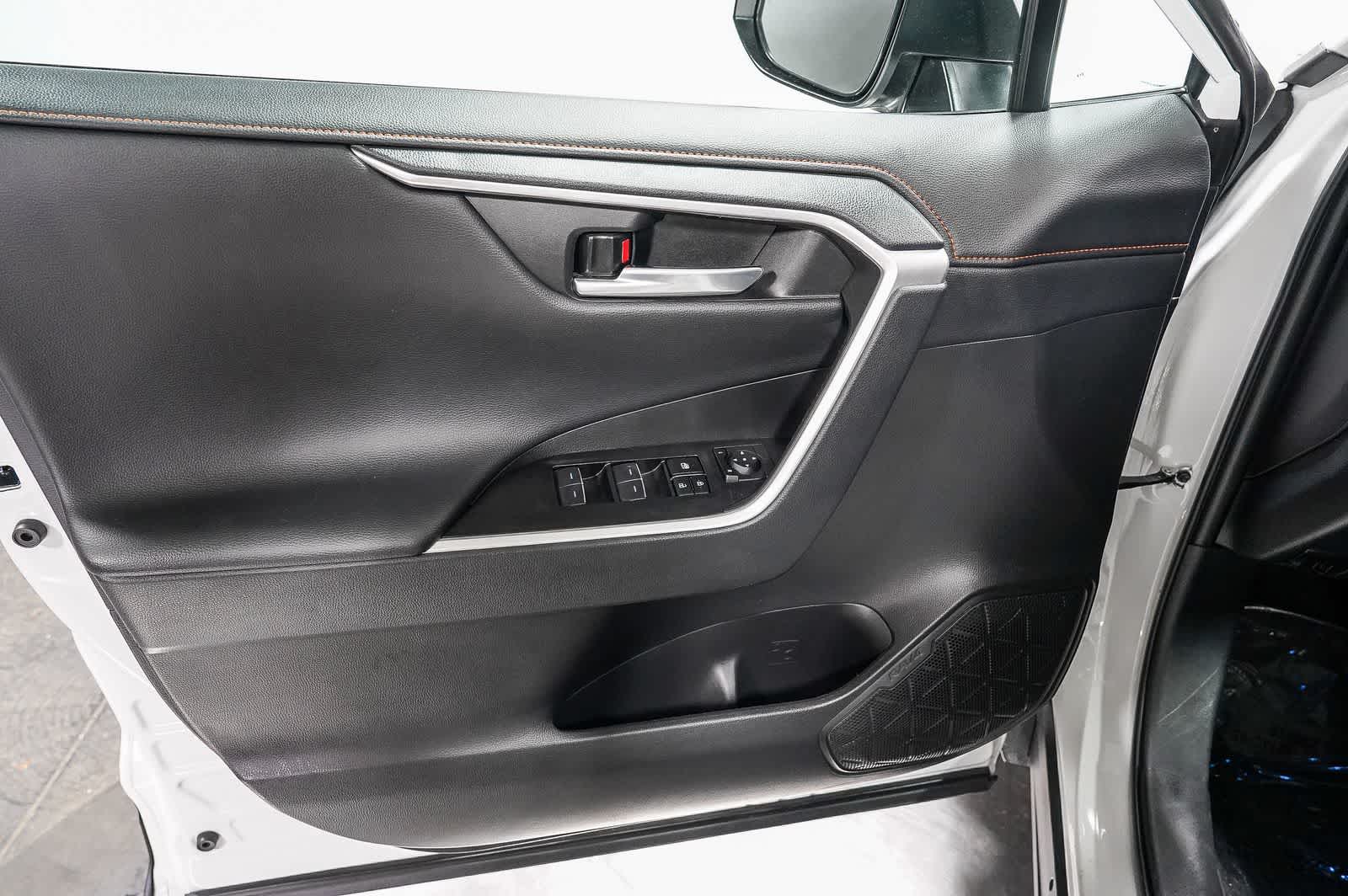 Thumbnail: 2024 Toyota RAV4 - 22